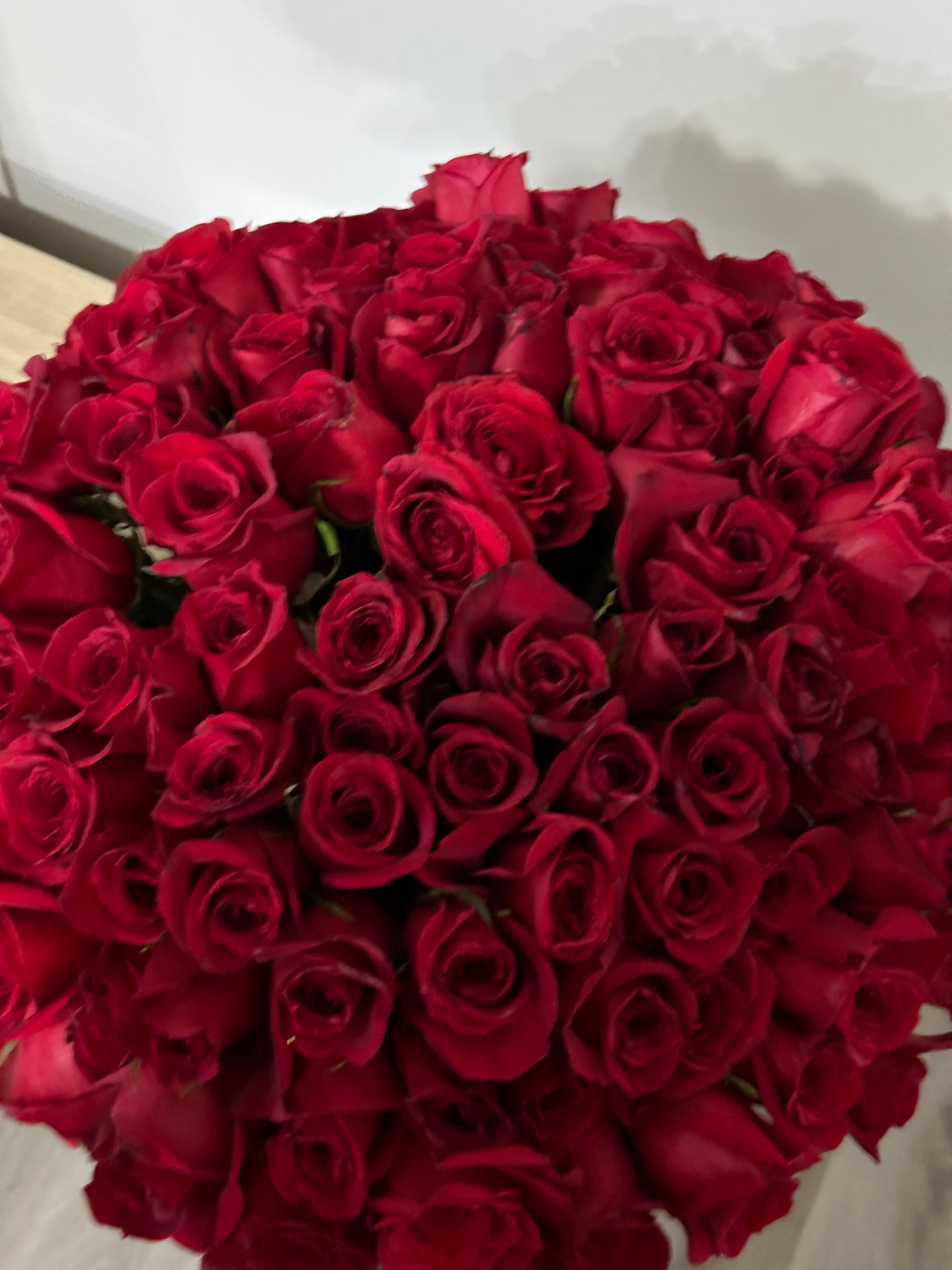 100 Roses