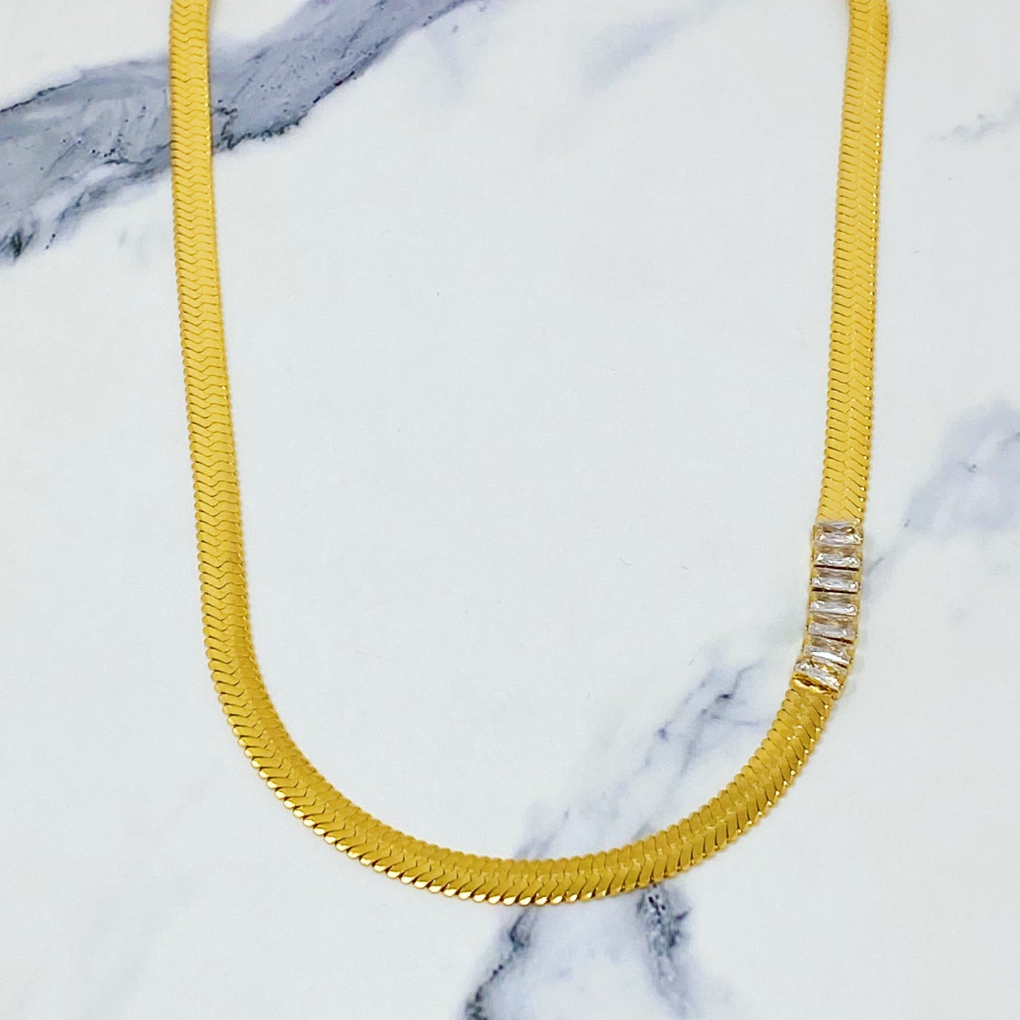 Queen Herringbone Necklace